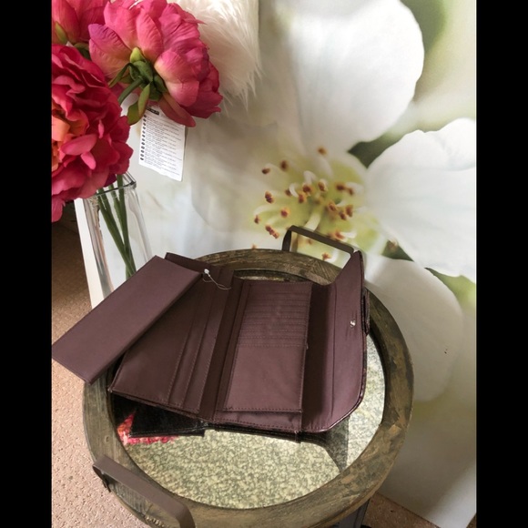 NWOT/ Pretty  brown color wallet with many slots. - Picture 8 of 8